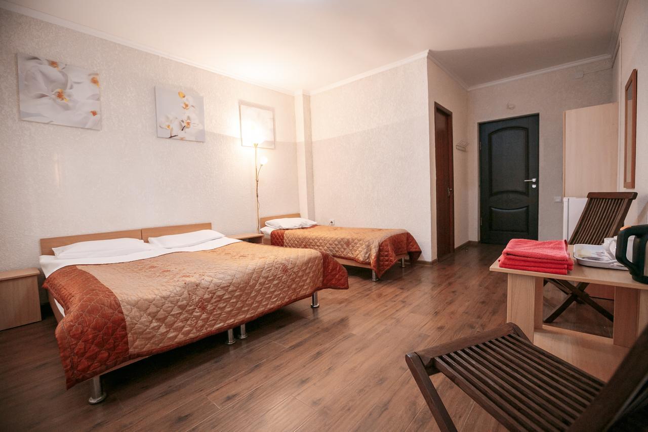 Evropa Hotel Bosteri Exterior foto